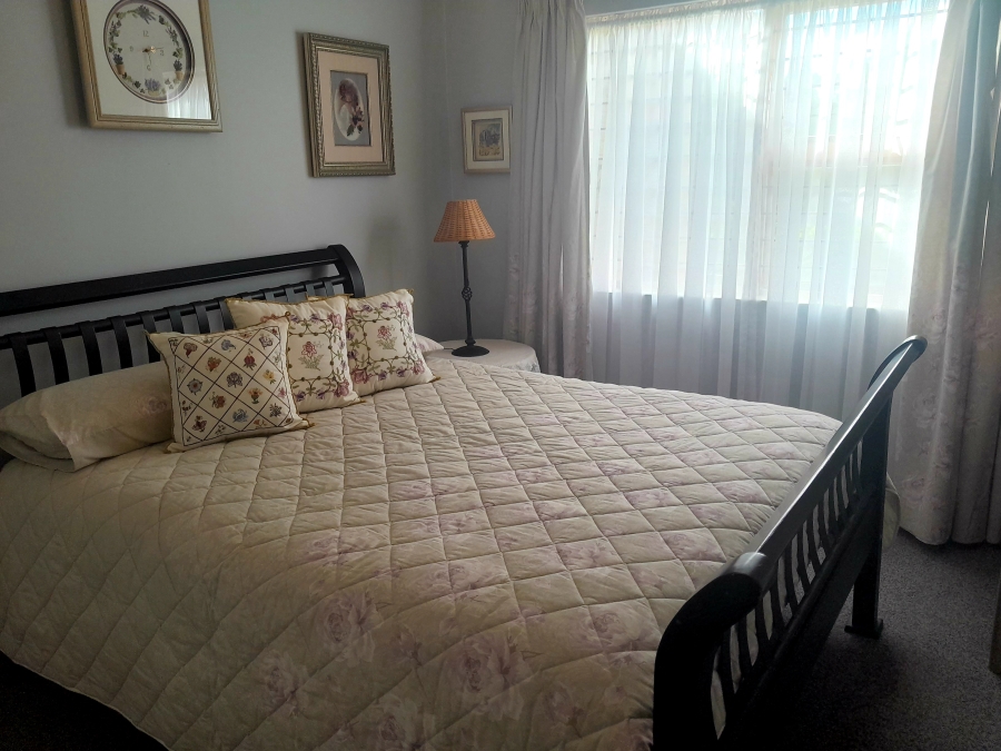 3 Bedroom Property for Sale in Albertinia Western Cape